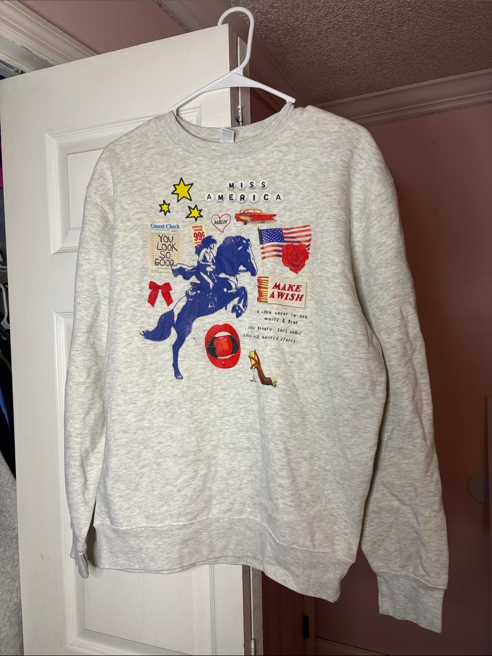 Light Grey 'Miss America' Graphic Crewneck Sweater